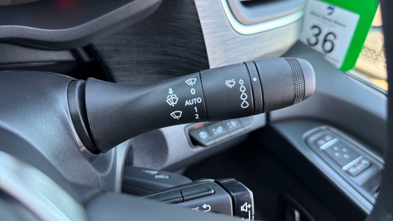 Renault Trafic Lwb Diesel LL30 Blue dCi 150 Extra [Safety] Van